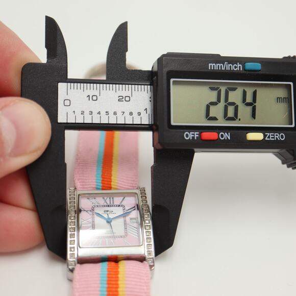 Daniel Steiger Moda Limited Edition Swiss Pink MOP 26mm Watch with New Battery - Picture 2 of 15